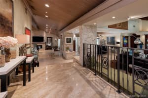 330 Cocoplum Rd, Coral Gables, FL 33143, Sold 08/26/21