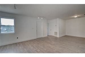 17030 NW 85th Ct, Hialeah, FL 33015, Sold 06/25/21