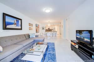 1020 Meridian Ave, Miami Beach, FL 33139, Sold 07/23/21