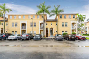 4371 SW 160th Ave, Miramar, FL 33027, Sold 05/28/21
