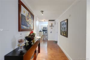 20441 NE 30th Ave, Aventura, FL 33180, Sold 11/03/21
