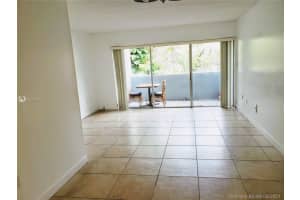 9365 Fontainebleau Blvd APT E228, Miami, FL 33172, Sold 04/28/22