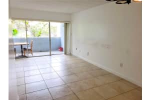 9365 Fontainebleau Blvd APT E228, Miami, FL 33172, Sold 04/28/22