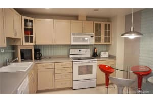 9801 Collins Ave #14n, Bal Harbour, FL 33154, Sold 08/04/21