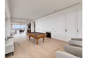 800 South Pointe Dr, Miami Beach, FL 33139, Sold 04/07/22