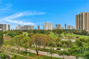 20400 W Country Club Dr, Aventura, FL 33180, Sold 01/21/22