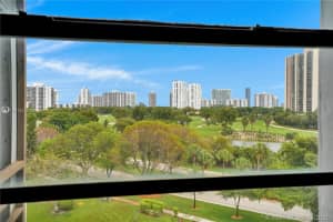 20400 W Country Club Dr, Aventura, FL 33180, Sold 01/21/22
