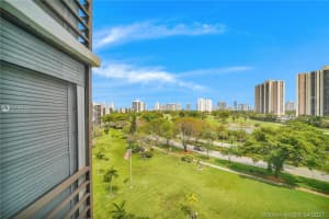 20400 W Country Club Dr, Aventura, FL 33180, Sold 01/21/22