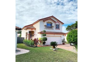 476 Lakeside Cir, Sunrise, FL 33326, Sold 08/10/21