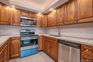 490 N Laurel Dr #3a, Margate, FL 33063, Sold 09/03/21