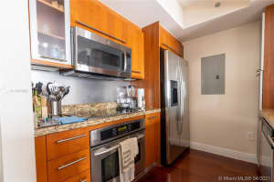 110 Washington Ave, Miami Beach, FL 33139, Sold 10/29/21