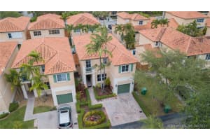 14429 NW 83rd Path, Miami Lakes, FL 33016, Sold 06/22/21
