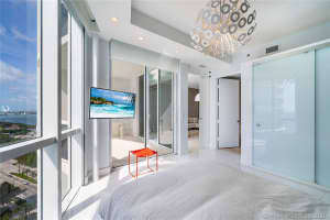 15811 Collins Ave, Sunny Isles Beach, FL 33160, Sold 08/05/21