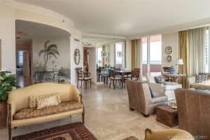 300 South Pointe Dr, Miami Beach, FL 33139, Sold 03/29/22