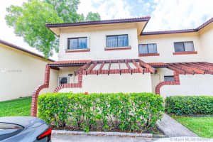 8850 NW 48th St, Sunrise, FL 33351, Sold 05/27/21