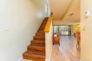 8850 NW 48th St, Sunrise, FL 33351, Sold 05/27/21