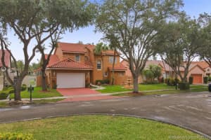 19620 NW 87th Pl, Hialeah, FL 33018, Sold 06/30/21