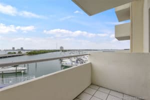 7904 West Dr, North Bay Village, FL 33141, Sold 07/21/21