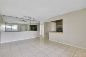 7904 West Dr, North Bay Village, FL 33141, Sold 07/21/21