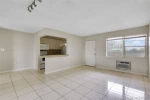 7904 West Dr, North Bay Village, FL 33141, Sold 07/21/21