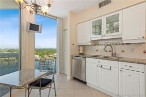 4779 Collins Ave, Miami Beach, FL 33140, Sold 07/30/21