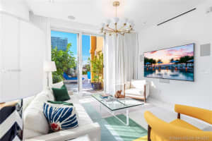 125 Jefferson Ave, Miami Beach, FL 33139, Sold 06/03/21