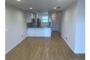 15706 E Waterside Cir, Sunrise, FL 33326, Sold 07/28/21