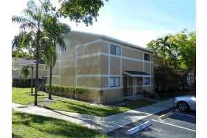 9499 Palm Cir N, Pembroke Pines, FL 33025, Sold 09/09/21