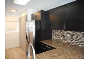 9499 Palm Cir N, Pembroke Pines, FL 33025, Sold 09/09/21