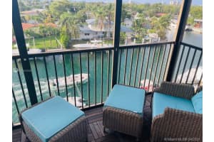 2500 NE 135th St C411, North Miami, FL 33181, Sold 07/20/21