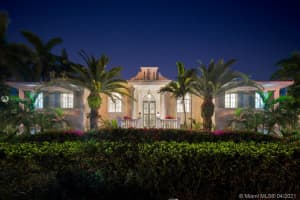 7111 Los Pinos Blvd, Coral Gables, FL 33143, Sold 08/02/21