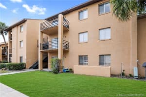 5214 Via Hacienda Cir, Orlando, FL 32839, Sold 09/01/21