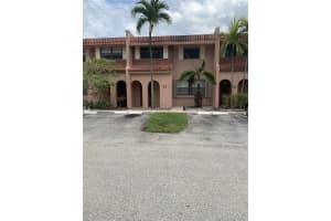 21 Toledo Ct, Davie, FL 33324, Sold 09/07/21