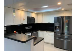 21 Toledo Ct, Davie, FL 33324, Sold 09/07/21