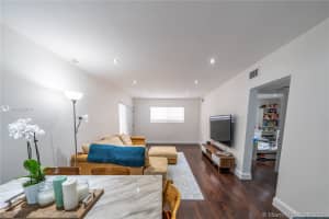 1341 15th St, Miami Beach, FL 33139, Sold 01/21/22