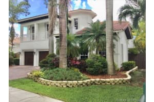 11161 NW 71st St, Doral, FL 33178, Sold 06/13/22