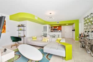 110 Washington Ave, Miami Beach, FL 33139, Sold 12/15/21