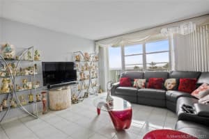 3725 S Ocean Dr, Hollywood, FL 33019, Sold 11/15/21