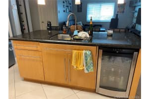 698 NW 106th Ave, Coral Springs, FL 33071, Sold 06/25/21