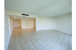 20400 W Country Club Dr, Aventura, FL 33180, Sold 07/14/21