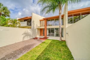 10453 SW 80th St, Miami, FL 33173, Sold 07/02/21