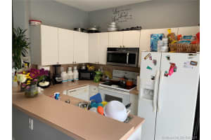 8976 W Flagler St, Miami, FL 33174, Sold 07/01/21