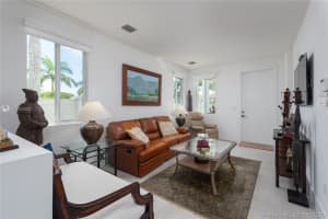 7205 NW 103rd Path, Doral, FL 33178, Sold 06/18/21