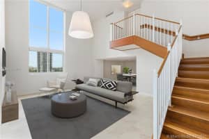 1800 N Bayshore Dr, Miami, FL 33132, Sold 12/02/21