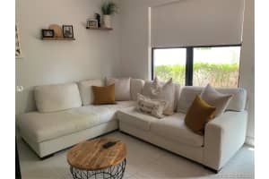 20960 NW 1st Dr, Pembroke Pines, FL 33029, Sold 06/21/21