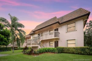 10405 NW 11th St, Pembroke Pines, FL 33026, Sold 06/01/21