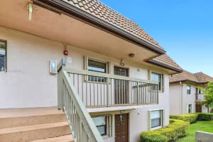 10405 NW 11th St, Pembroke Pines, FL 33026, Sold 06/01/21
