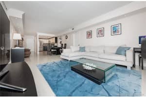 3701 N Country Club Dr, Aventura, FL 33180, Sold 08/31/21