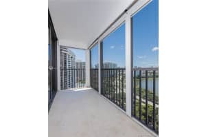 3701 N Country Club Dr, Aventura, FL 33180, Sold 08/31/21