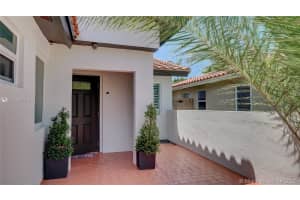 11120 SW 148th Ct, Miami, FL 33196, Sold 08/10/21